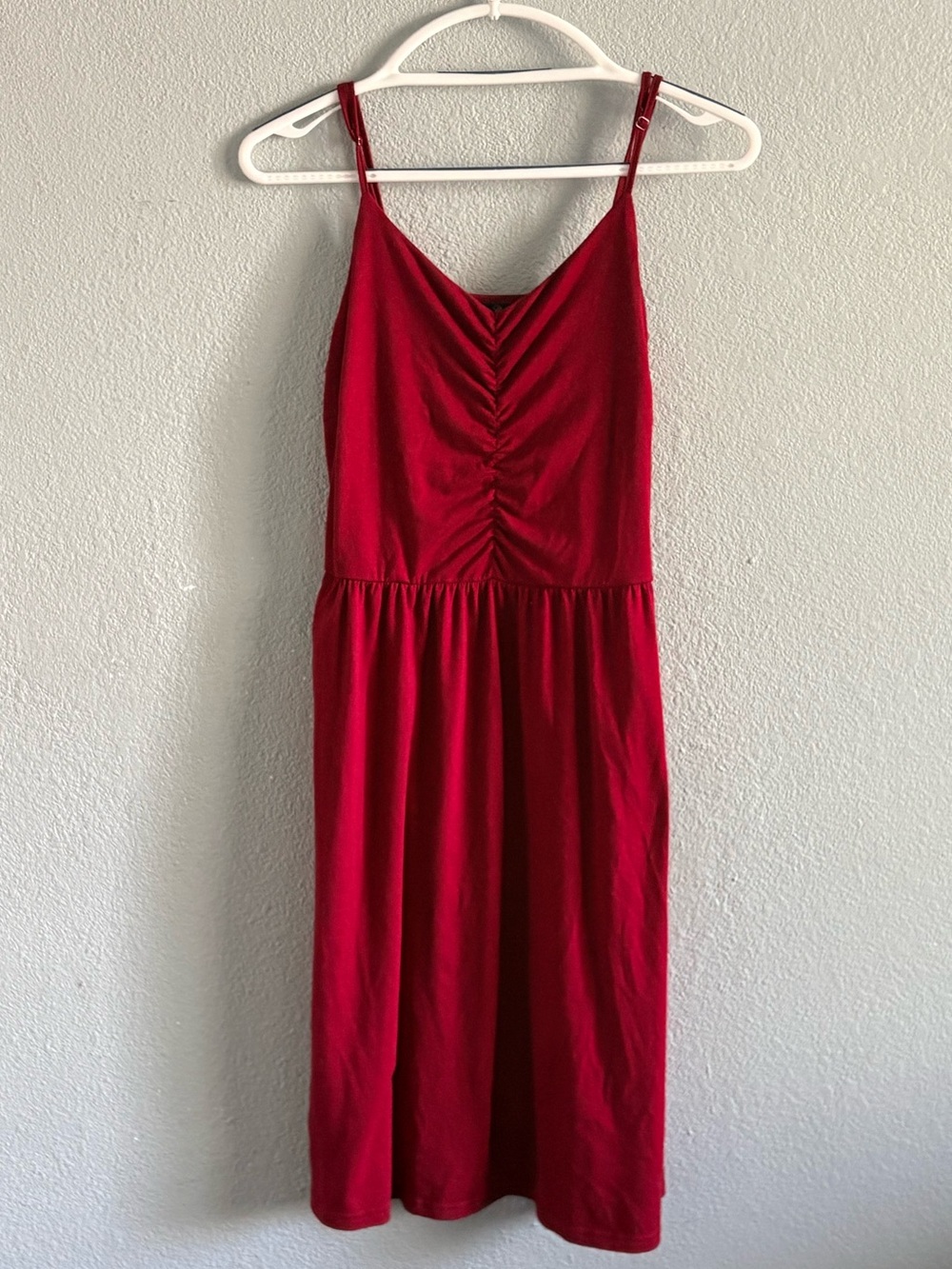 Women’s Red Ruched Front Spaghetti Strap Dress